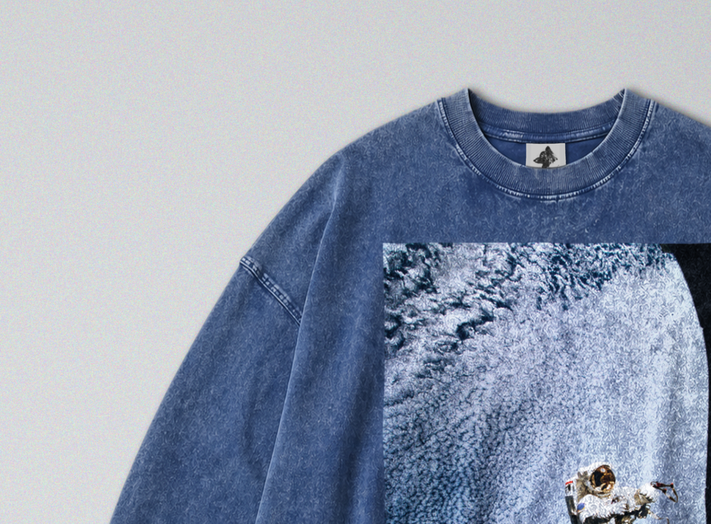 Oversized Snow Washed Long Sleeve Cotton Tee - Floating Astronaut Print