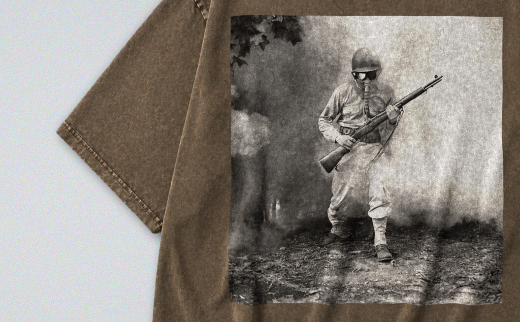 WW2 Soldier with Gasmask - Short Sleeve Tee