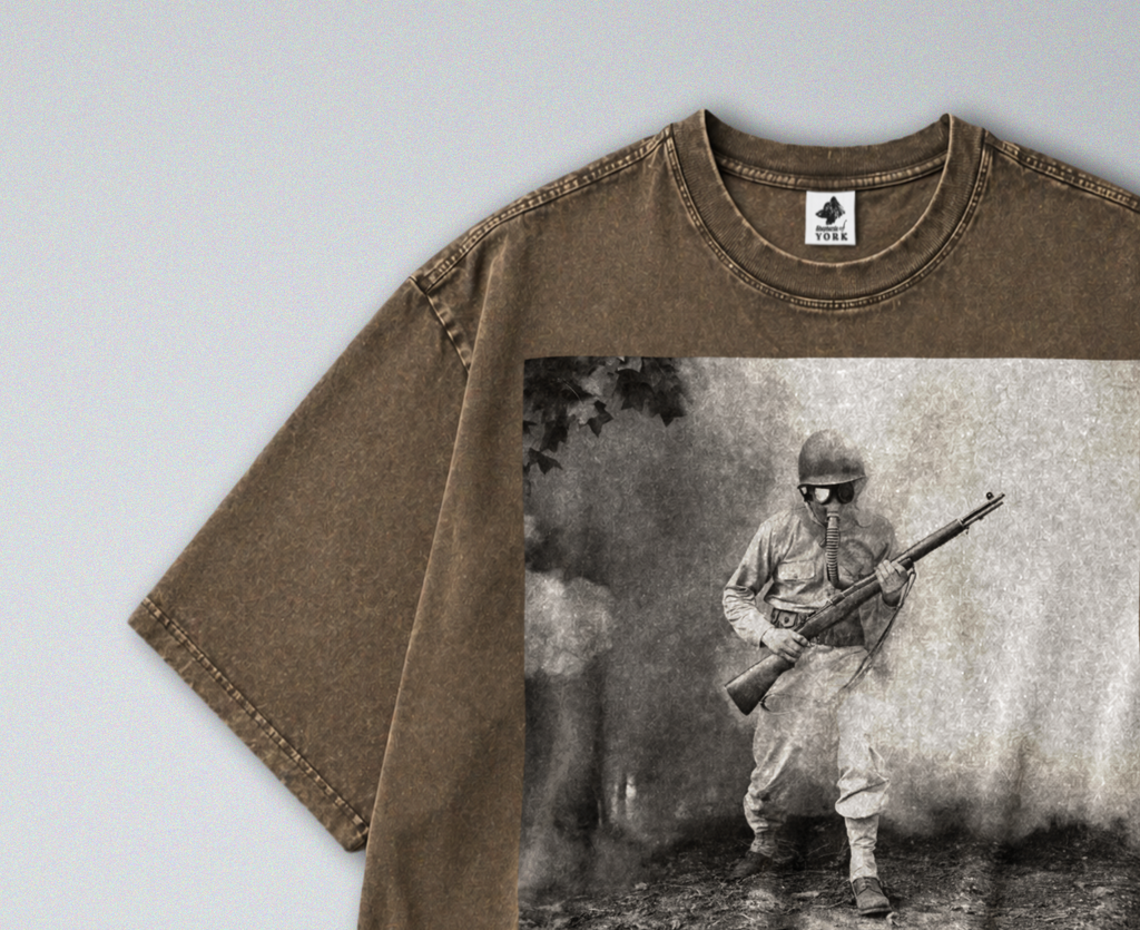 WW2 Soldier with Gasmask - Short Sleeve Tee