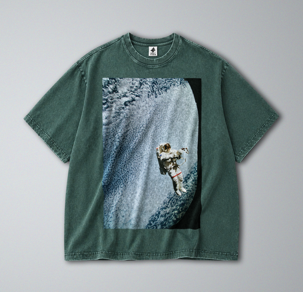 Floating Spaceman - Short Sleeve Tee