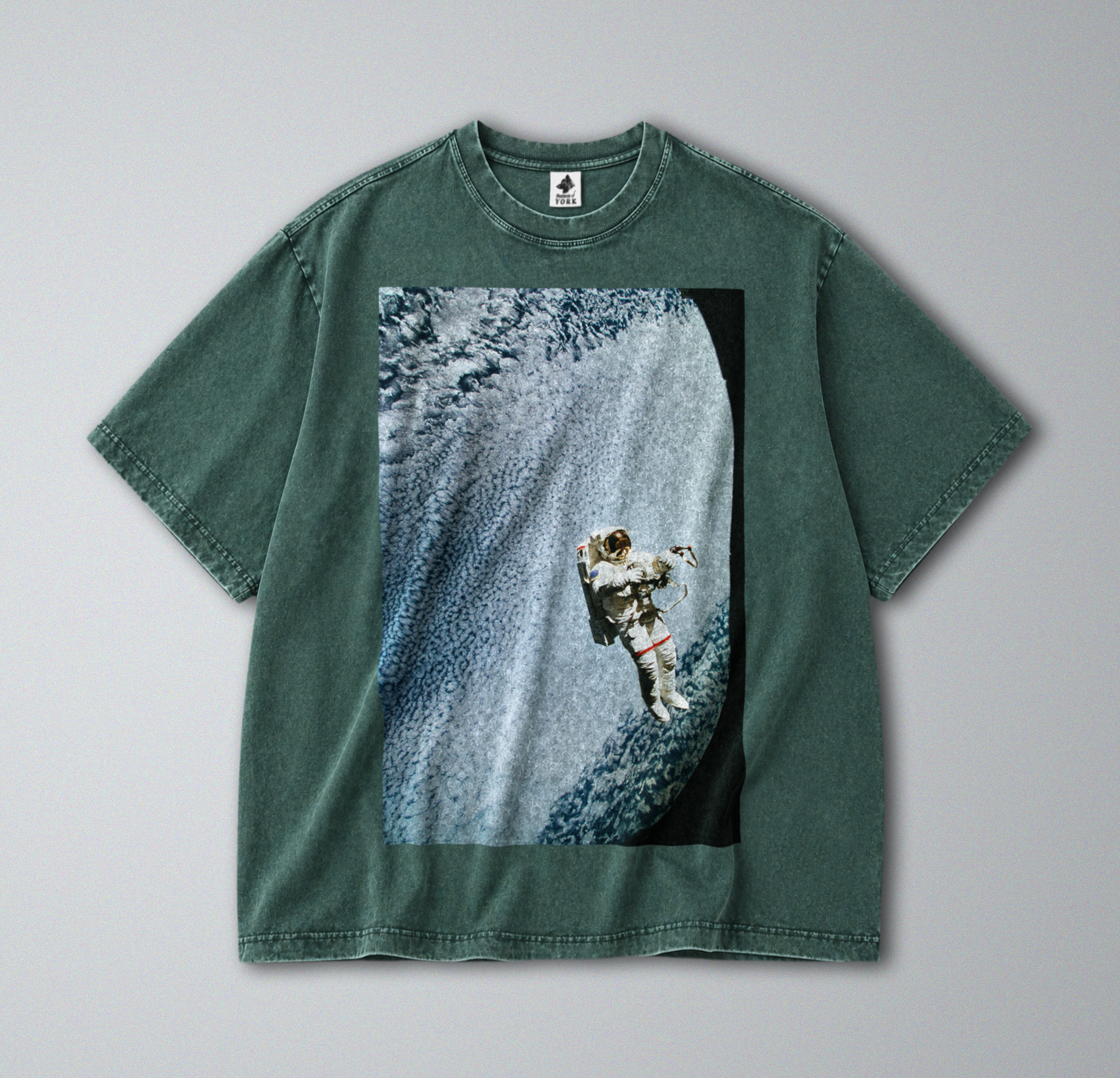 Oversized Snow Washed Cotton Tee - Floating Spaceman Print
