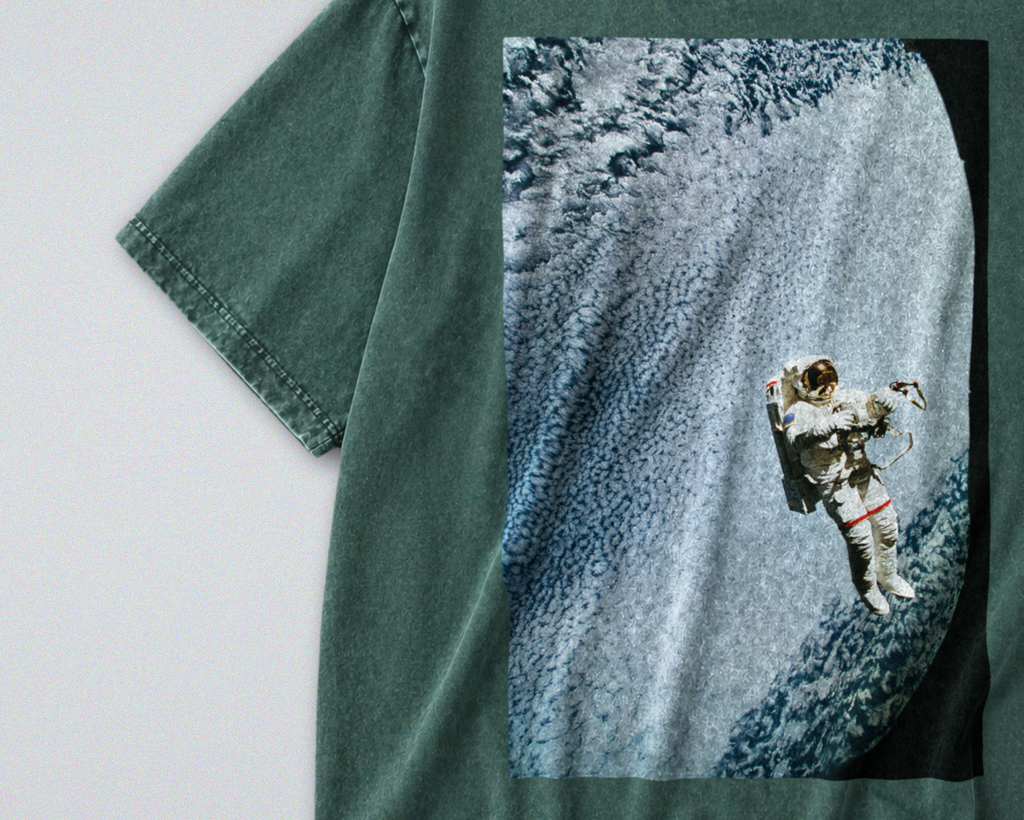 Floating Spaceman - Short Sleeve Tee