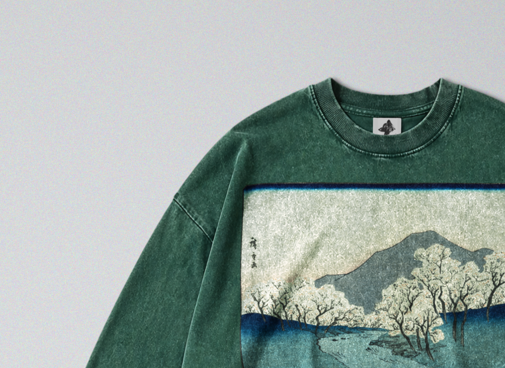 Oversized Snow Washed Long Sleeve Cotton Tee - Japanese Snowy Mountain Print
