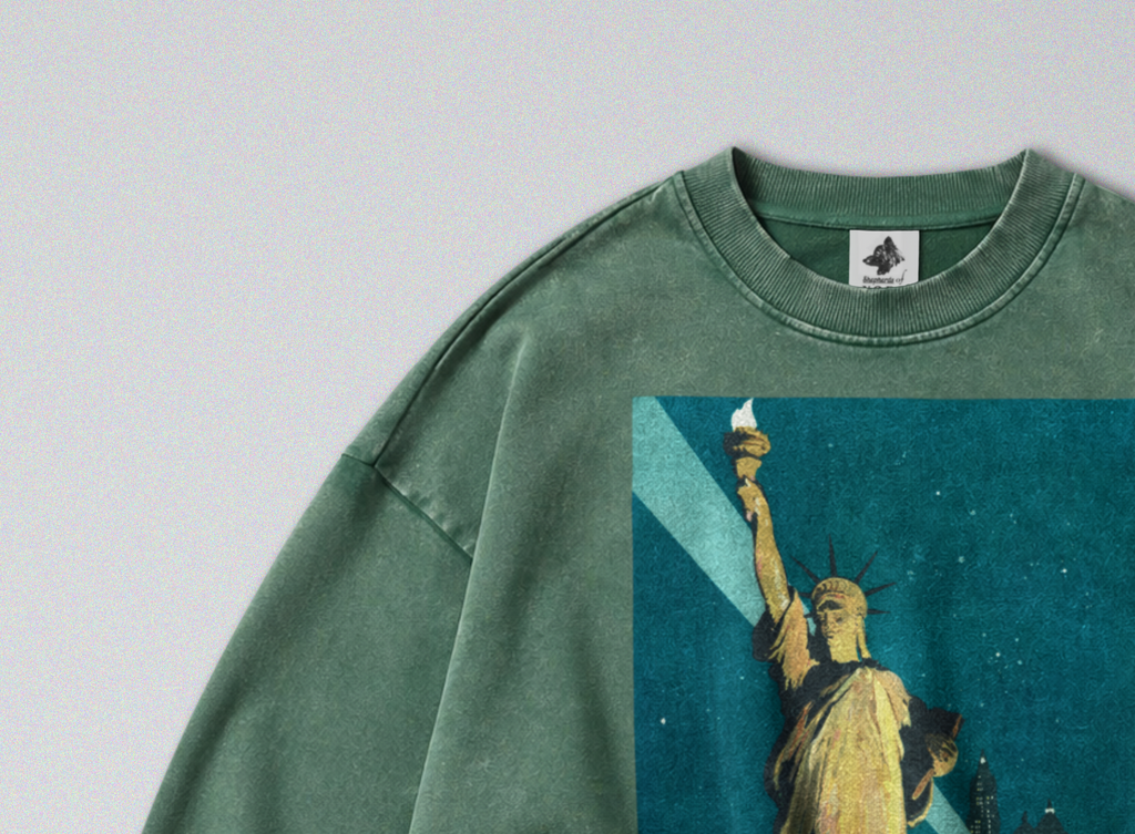 Oversized Snow Washed Cotton Sweatshirt - Statue of Liberty Print