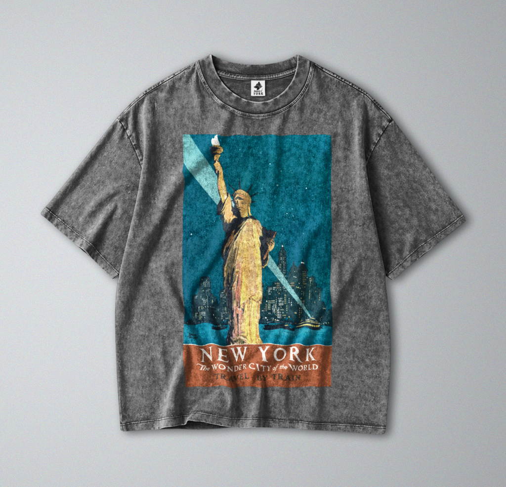 Statue of Liberty - Short Sleeve Tee