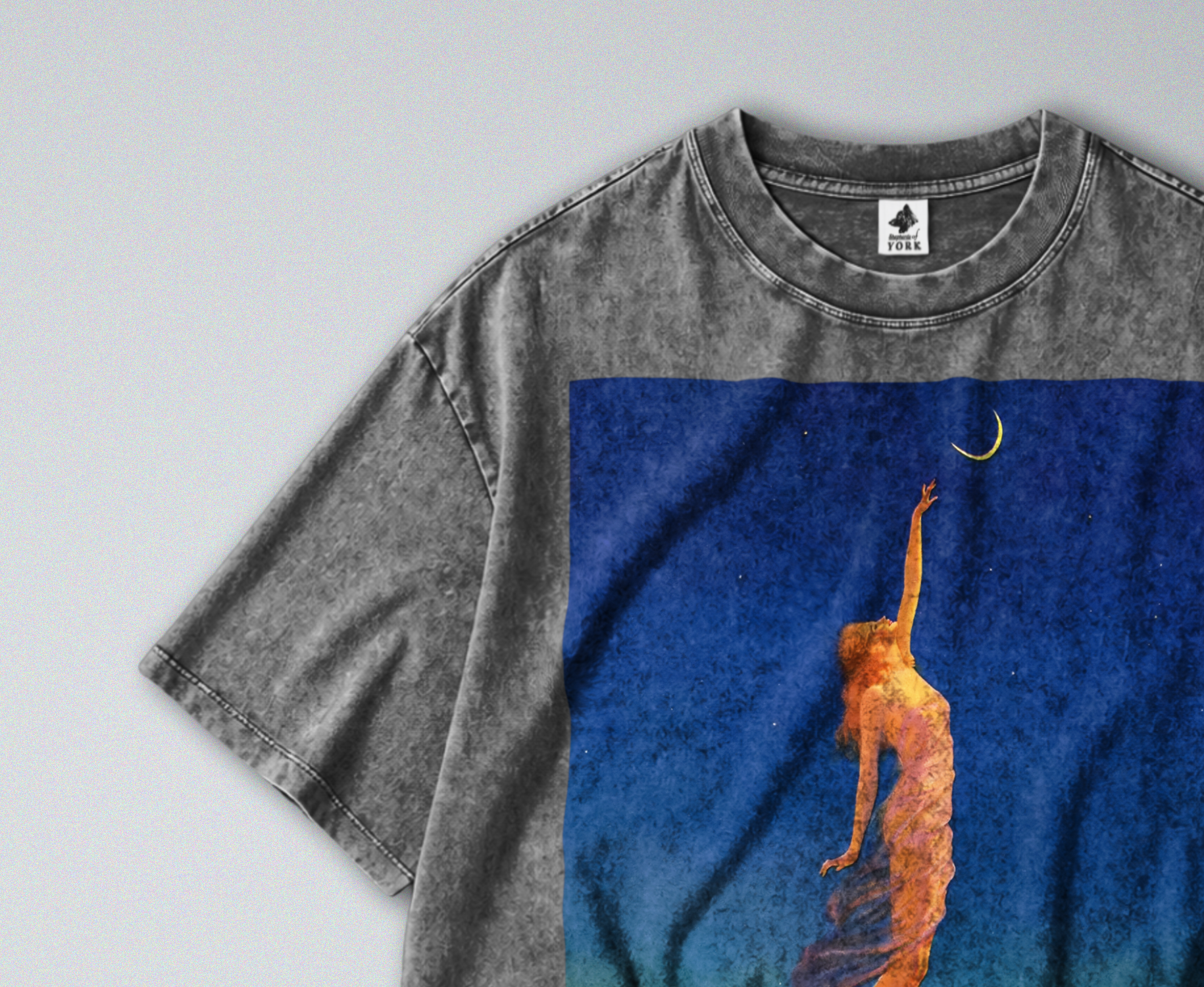 Oversized Snow Washed Cotton Tee - Reach for the Moon Print