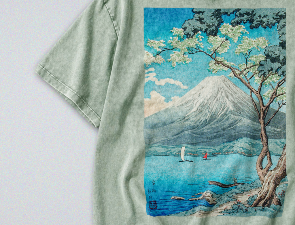 Japan's Mt Fuji - Short Sleeve Tee