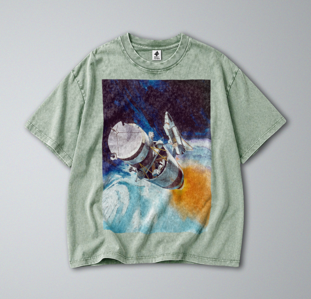 NASA Spaceship - Short Sleeve Tee